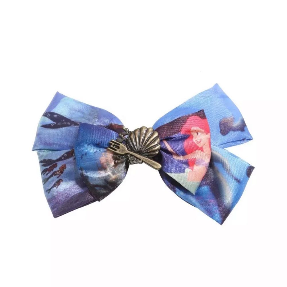 Disney's The‎ Little Mermaid Castle Bow